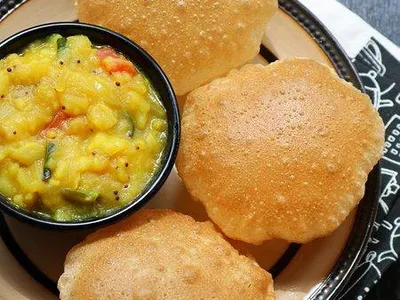 Poori Masala (2 Nos)